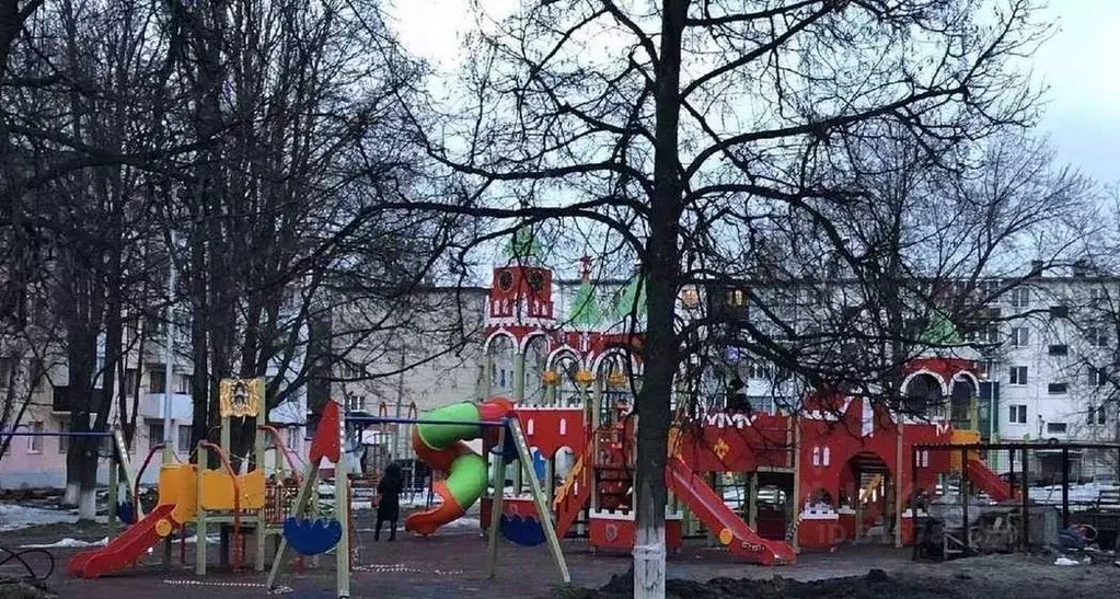 2-к кв. Белгородская область, Старый Оскол Интернациональный мкр,  ... - Фото 1