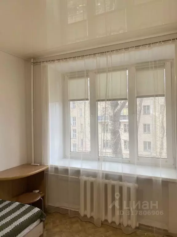 Комната Челябинская область, Челябинск Российская ул., 25А (12.2 м) - Фото 1