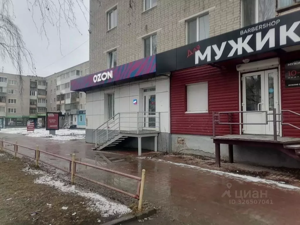 Торговая площадь в Свердловская область, Каменск-Уральский просп. ... - Фото 1