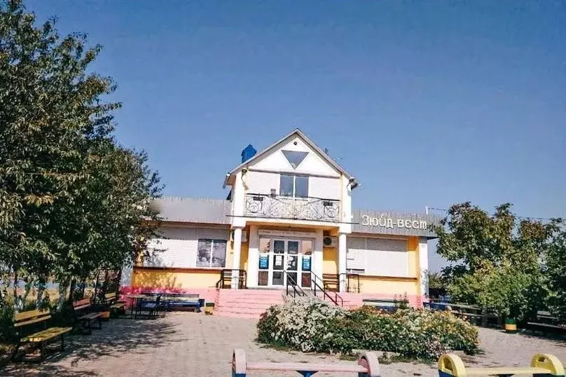 1-к кв. Крым, Евпатория городской округ, Заозерное пгт ул. Аллея ... - Фото 1