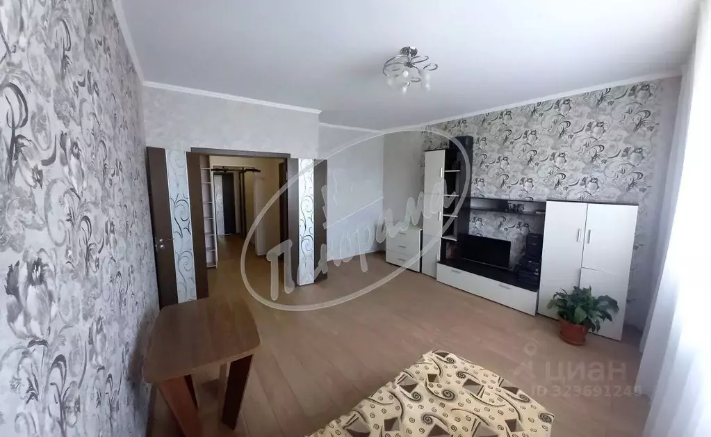 2-к кв. Калужская область, Калуга ул. Фомушина, 6 (60.0 м) - Фото 1