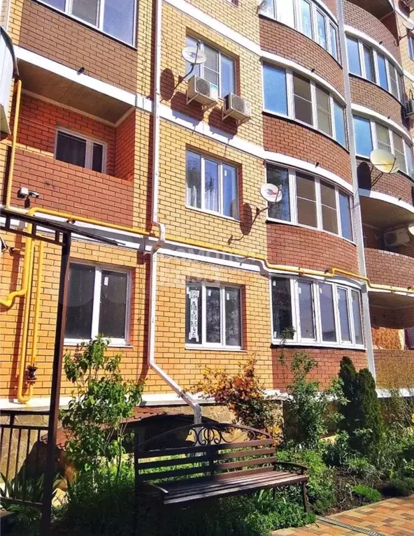 2-к. квартира, 70 м, 8/9 эт. - Фото 0