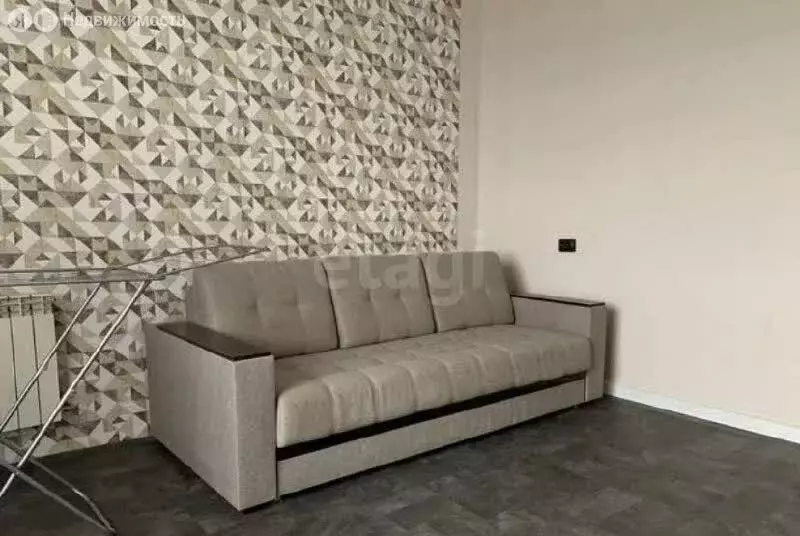 2-комнатная квартира: Нижний Тагил, улица Юности, 22 (52 м) - Фото 2