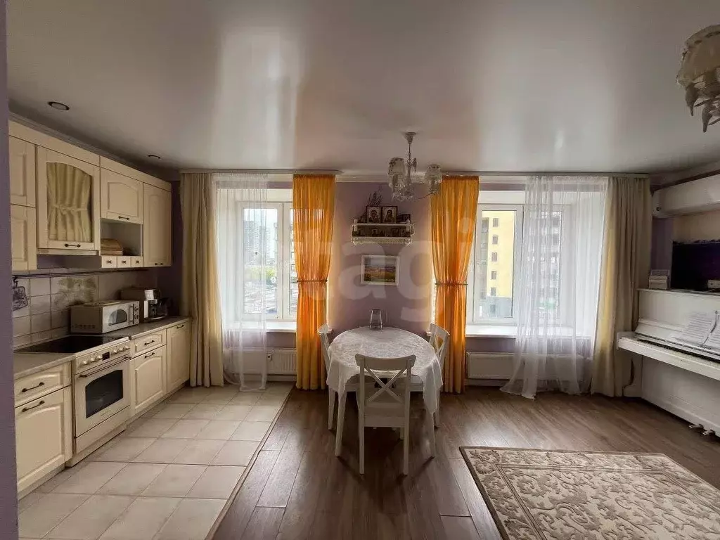 3-к кв. Тюменская область, Тюмень Полевая ул., 105к6 (95.65 м) - Фото 1