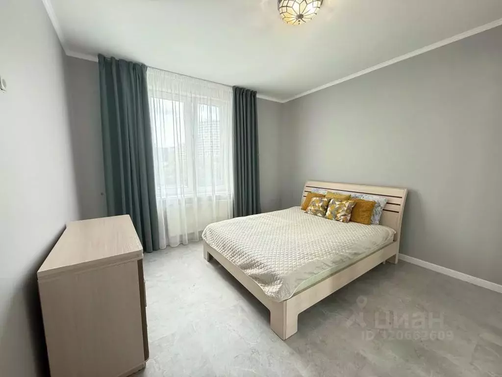 2-к кв. Тюменская область, Тюмень Профсоюзная ул., 59 (85.0 м) - Фото 1