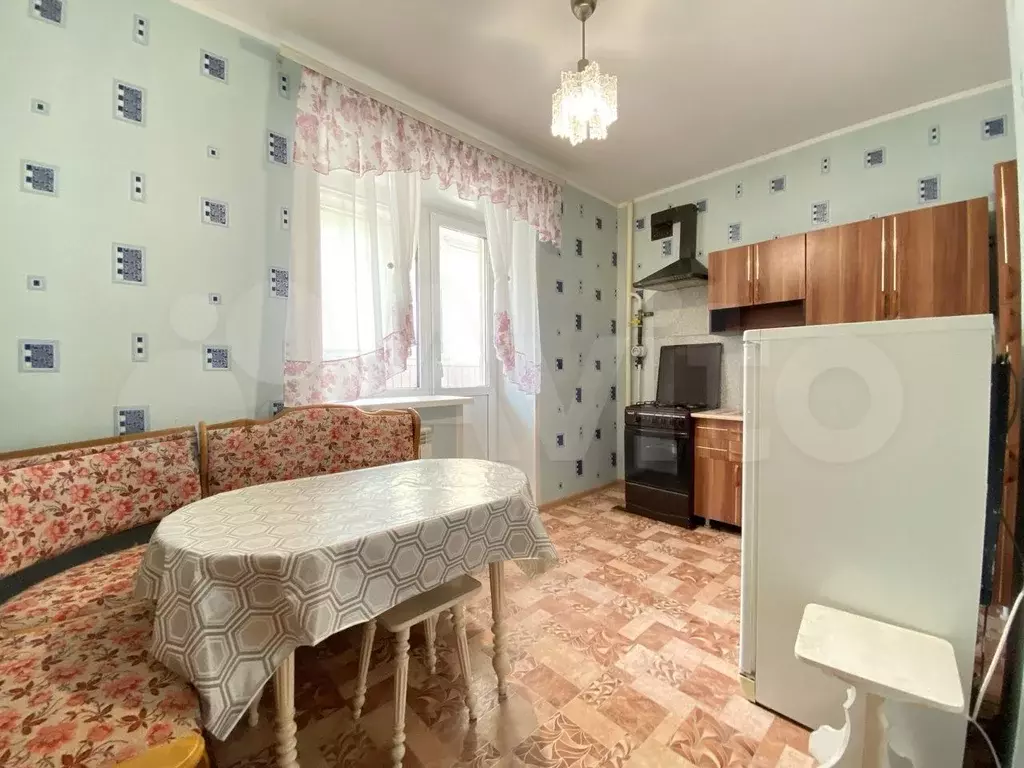 2-к. квартира, 56 м, 2/9 эт. - Фото 1