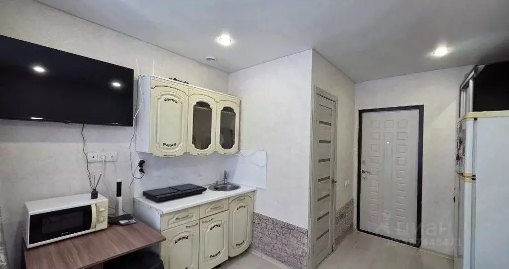 1-к кв. Татарстан, Казань Октябрьская ул., 15 (15.0 м) - Фото 1