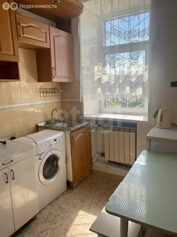 2-комнатная квартира: Гусиноозёрск, Комсомольская улица, 23 (44 м) - Фото 1