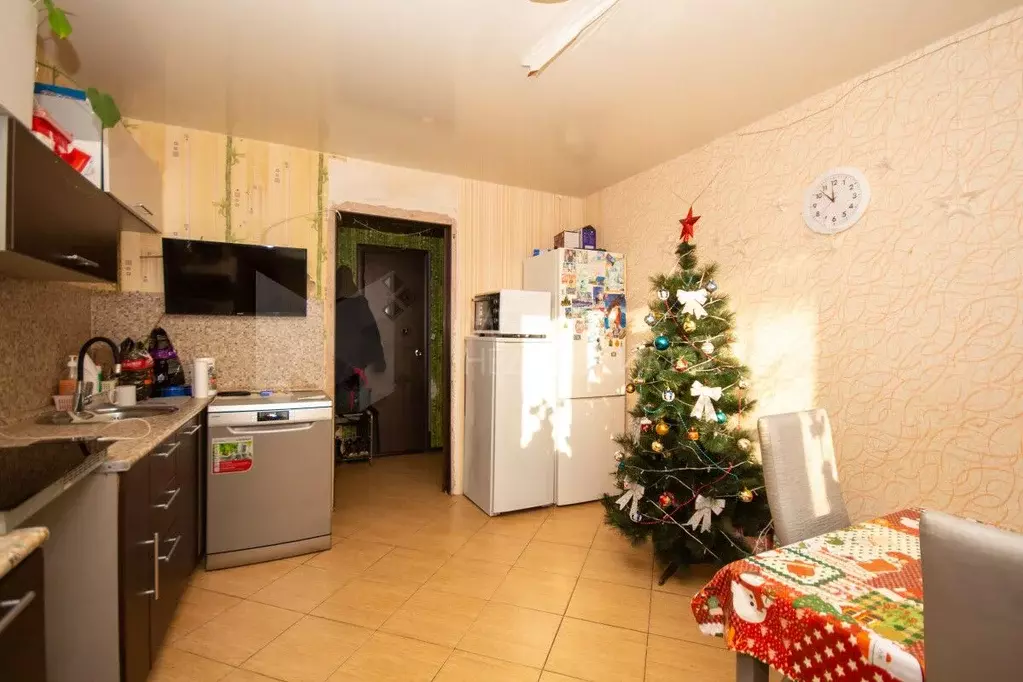 3-к кв. Тюменская область, Тюмень ул. Шишкова, 17 (86.4 м) - Фото 1