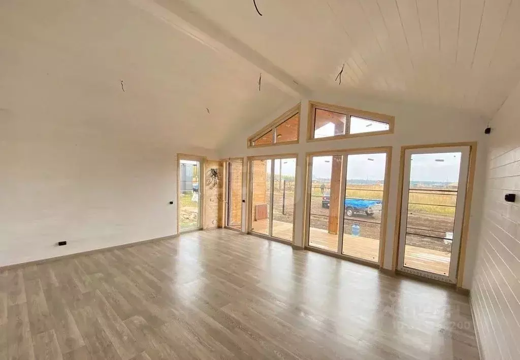 Дом в Курская область, Курский район, Моковский сельсовет, д. Гремячка ... - Фото 1