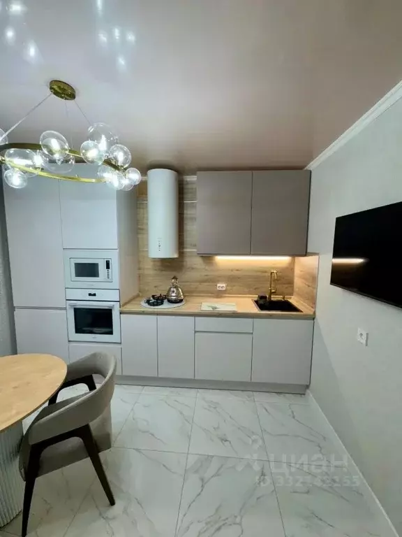 2-к кв. Татарстан, Елабуга 4/5 мкр, ул. Хирурга Нечаева, 16 (65.0 м) - Фото 1