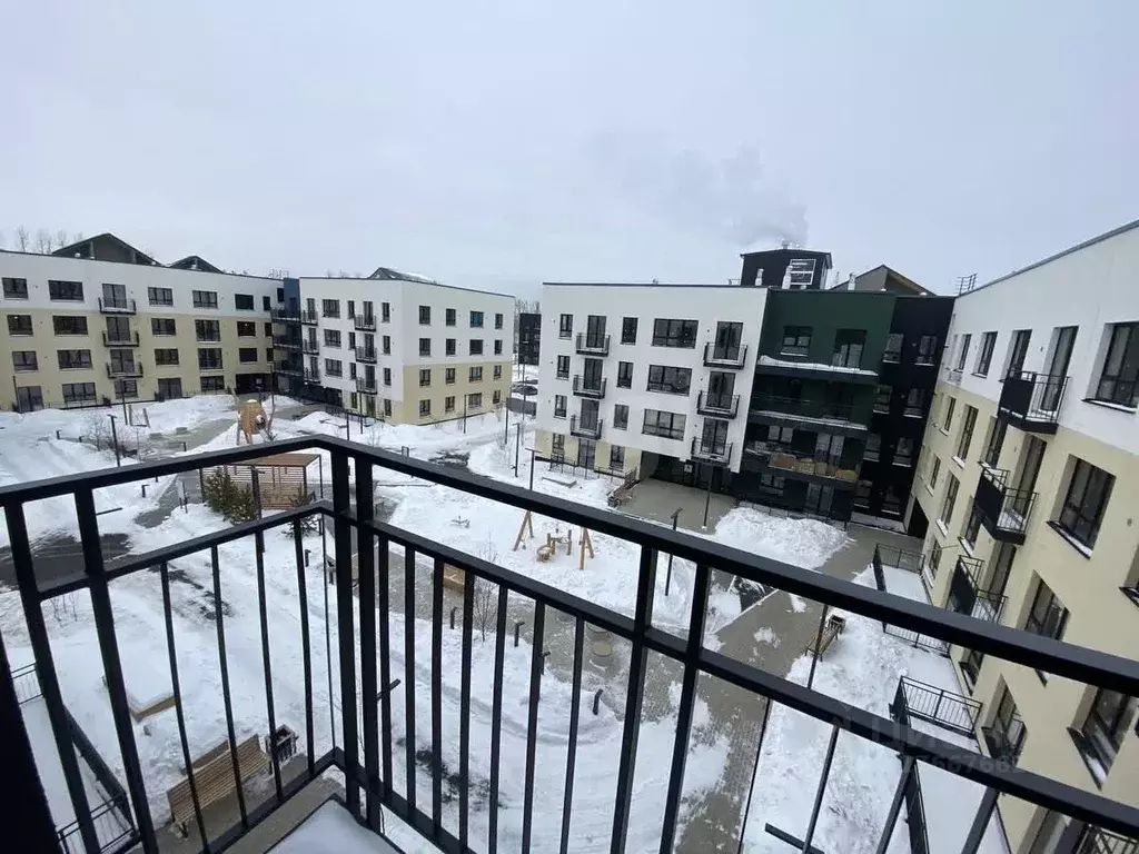 2-к кв. Тюменская область, Тюмень ул. Александра Звягина, 12 (59.57 м) - Фото 0