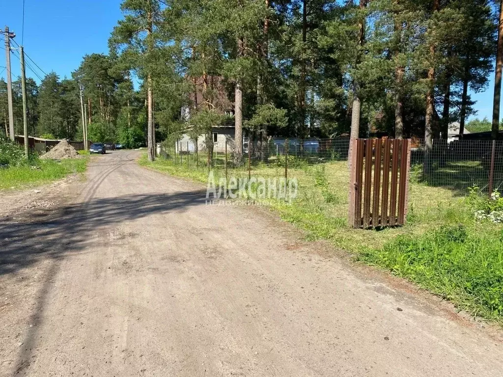 Участок в Ленинградская область, Сясьстрой Волховский район, ул. Мира ... - Фото 0