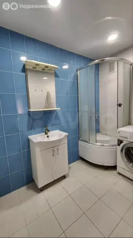 4-комнатная квартира: Евпатория, улица Некрасова, 86 (76.5 м) - Фото 1