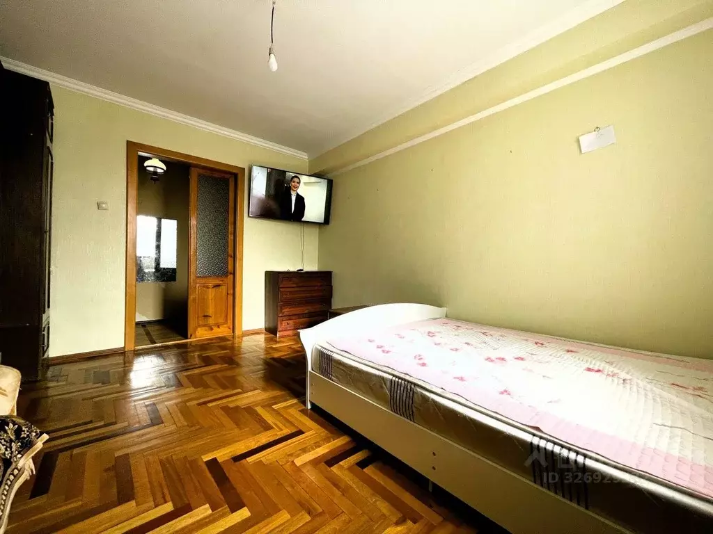 2-к кв. Кабардино-Балкария, Нальчик ул. Ногмова (52.7 м) - Фото 1