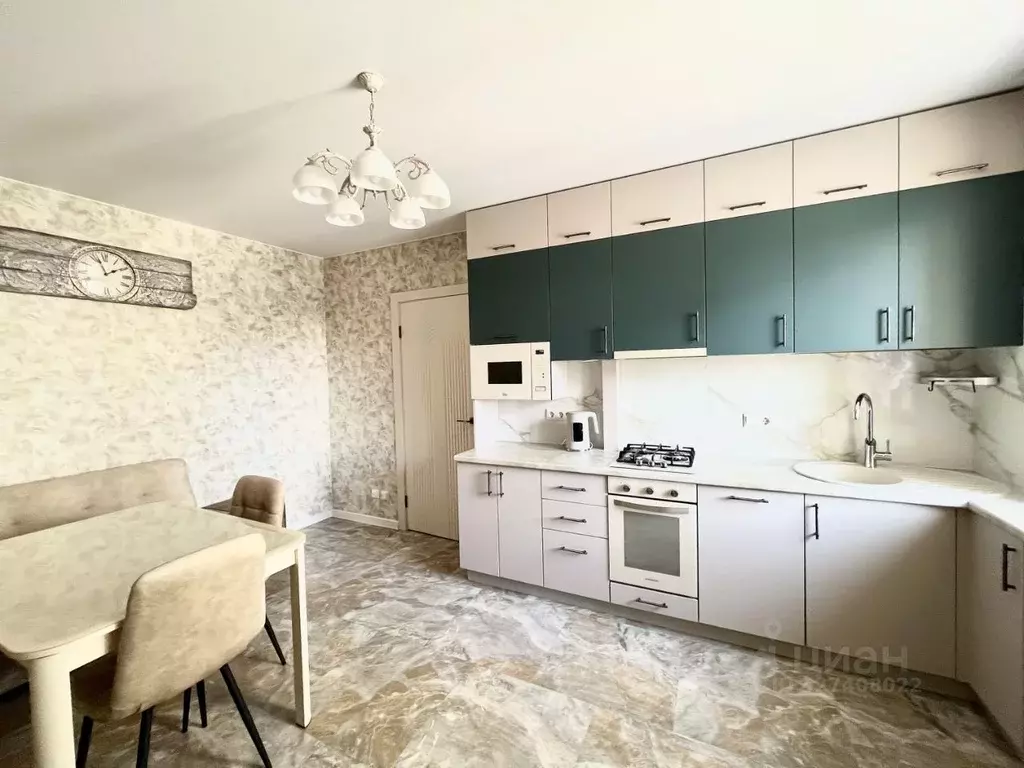 3-к кв. Саратовская область, Саратов ул. Имени И.В. Мичурина, 98/102 ... - Фото 1