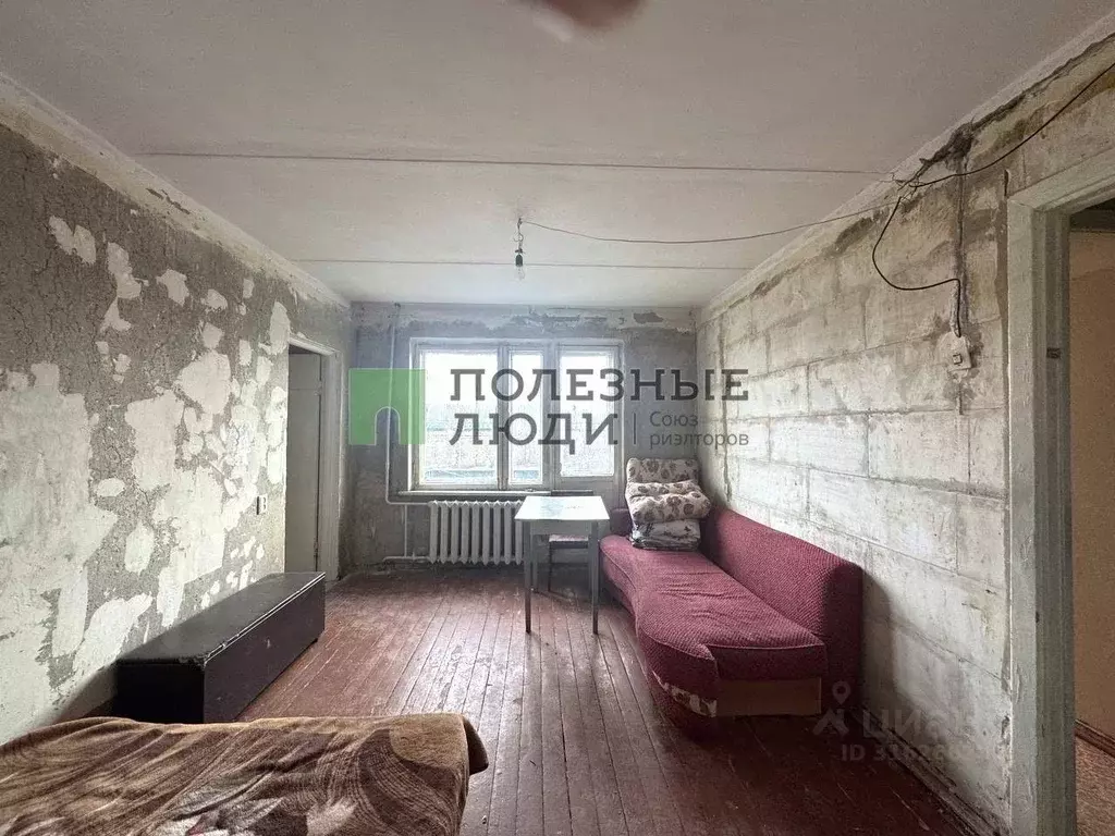 2-к кв. Орловская область, Орел ул. 6-й Орловской Дивизии, 19 (35.7 м) - Фото 0