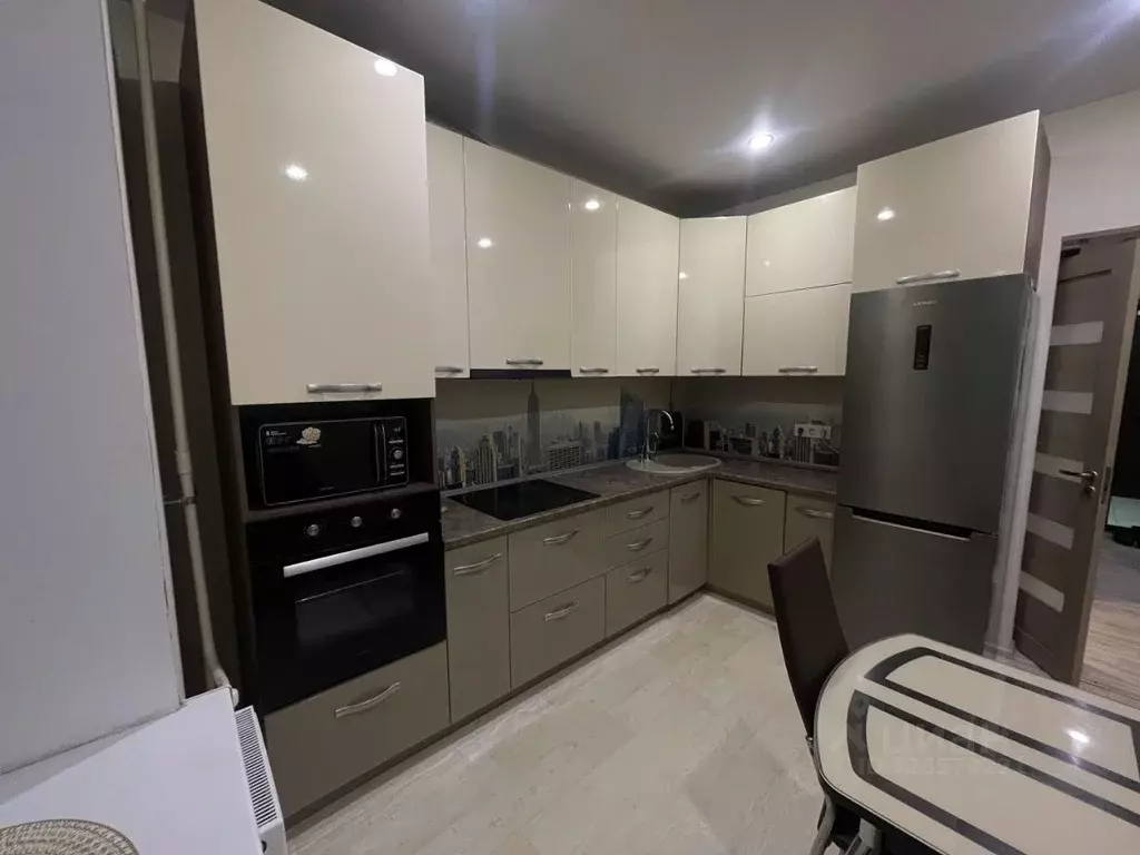 2-к кв. Самарская область, Самара Осетинская ул., 7 (65.0 м) - Фото 1