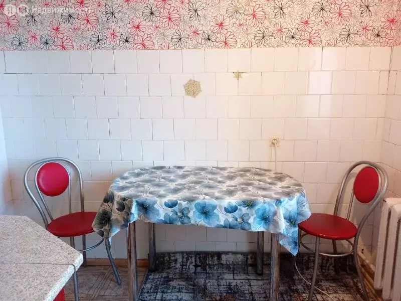 3-комнатная квартира: Ялуторовск, Комсомольская улица, 63 (67.5 м) - Фото 2