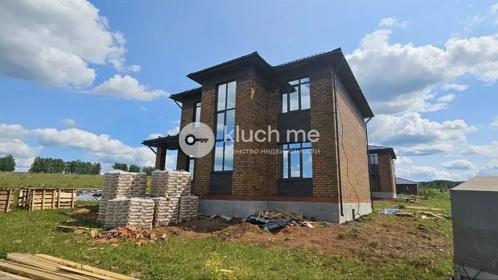 Дом в Татарстан, Высокогорское с/пос, д. Эстачи, Эстачи кп ул. ... - Фото 1