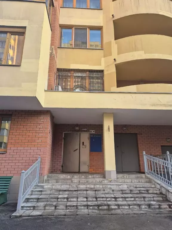 2-к кв. Московская область, Реутов Комсомольская ул., 10к1 (60.8 м) - Фото 2