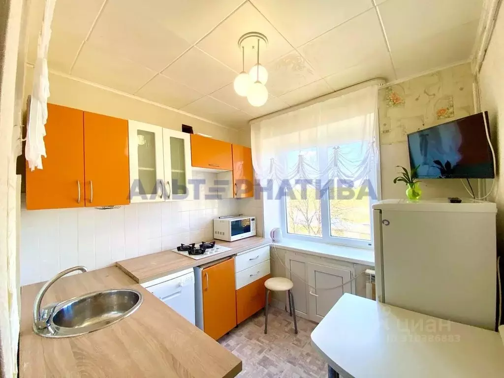 1-к кв. Ярославская область, Переславль-Залесский Чкаловский мкр, 38 ... - Фото 1