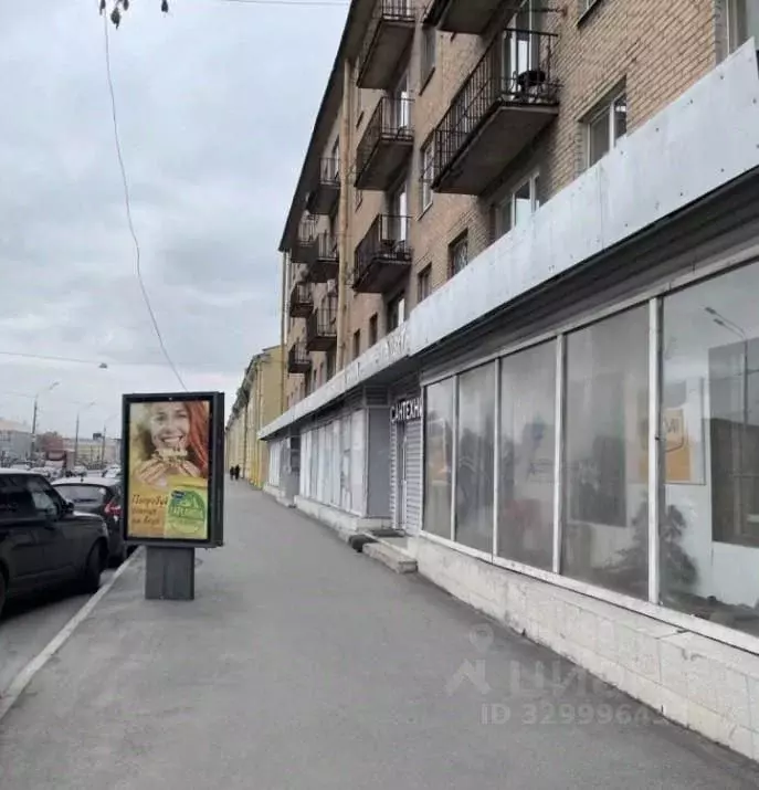 Помещение свободного назначения в Санкт-Петербург наб. Обводного ... - Фото 1
