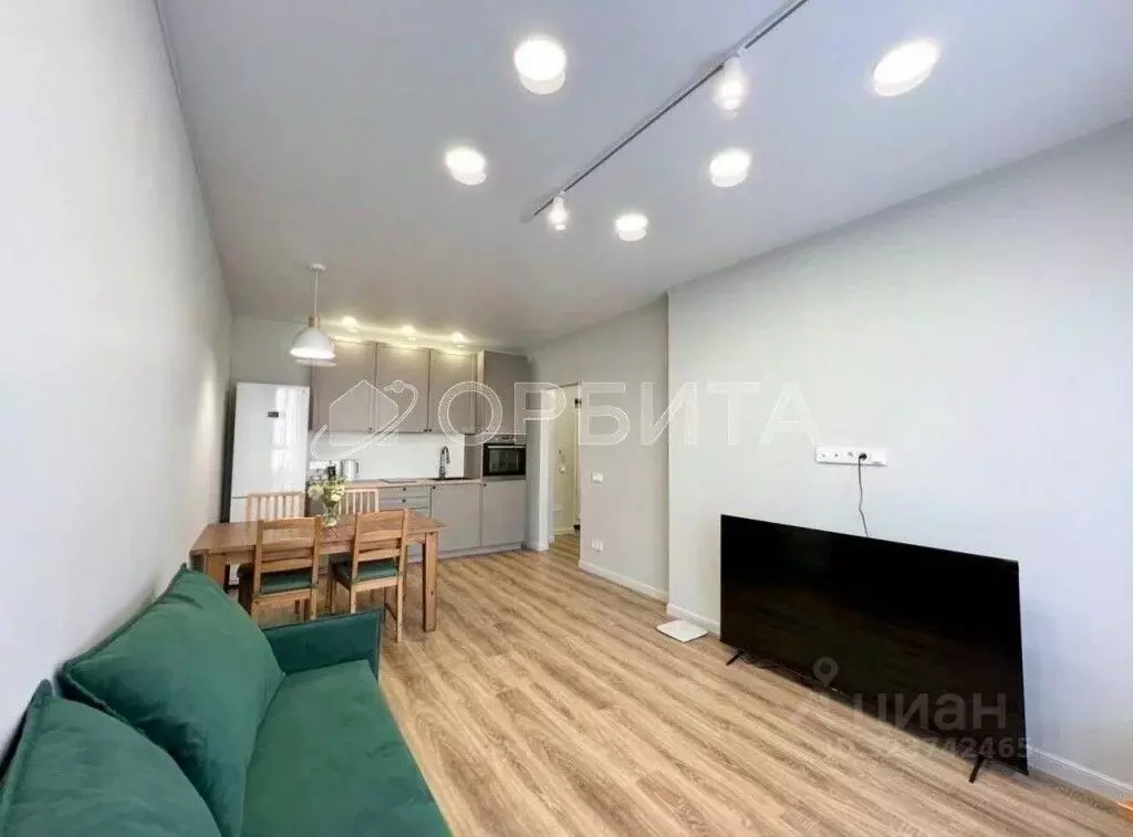 2-к кв. Тюменская область, Тюмень ул. Пожарных и Спасателей, 1 (53.4 ... - Фото 1