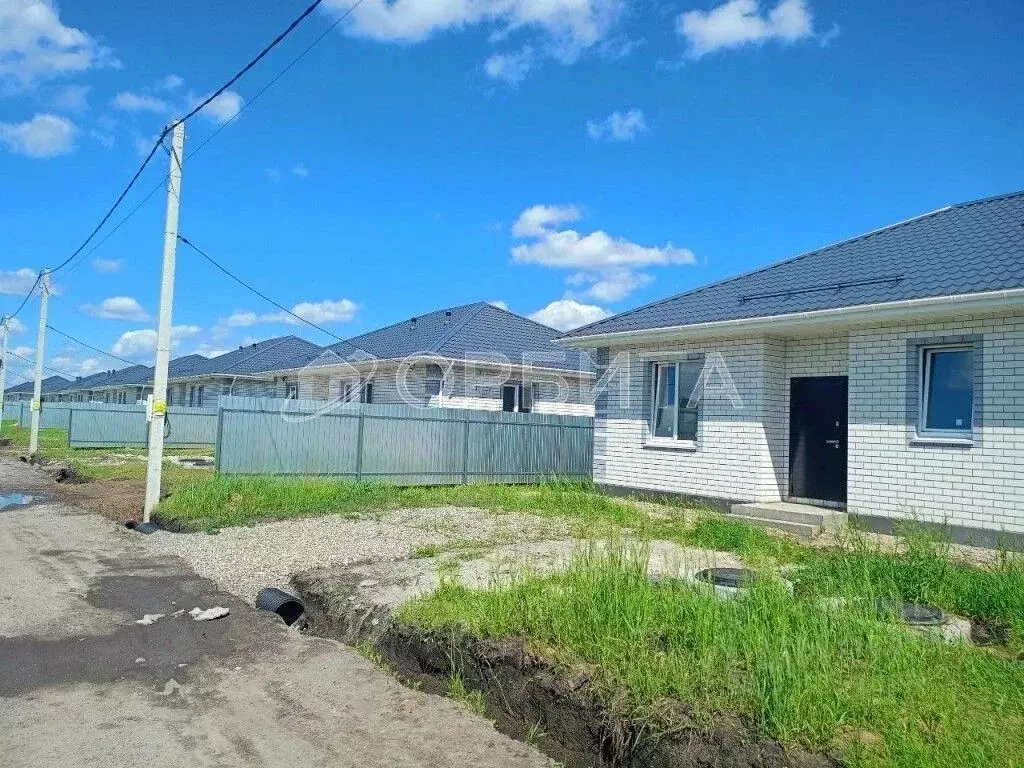 Дом в Тюменская область, Тюмень Ембаевское ТОО,  (77 м) - Фото 1
