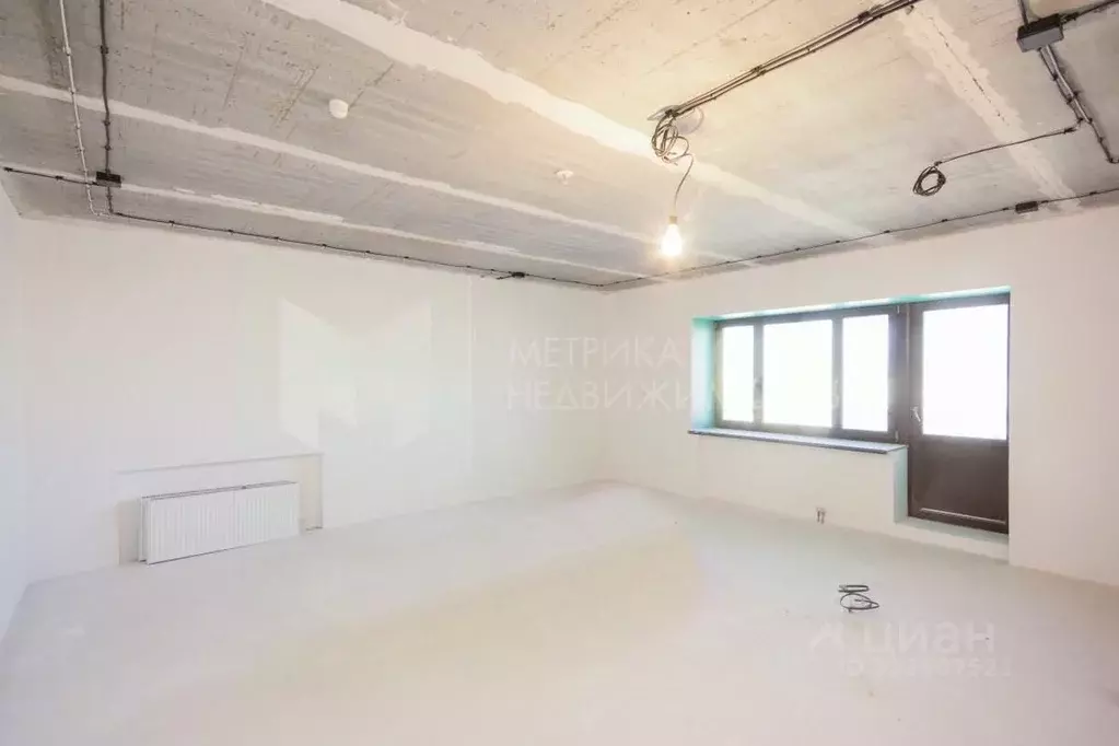 3-к кв. Тюменская область, Тюмень Харьковская ул., 64 (129.6 м) - Фото 0