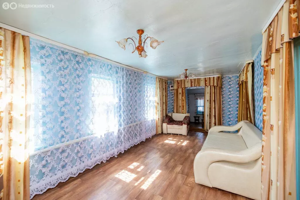 Дом в Оренбург, микрорайон Карачи, Рощинская улица (44 м) - Фото 0