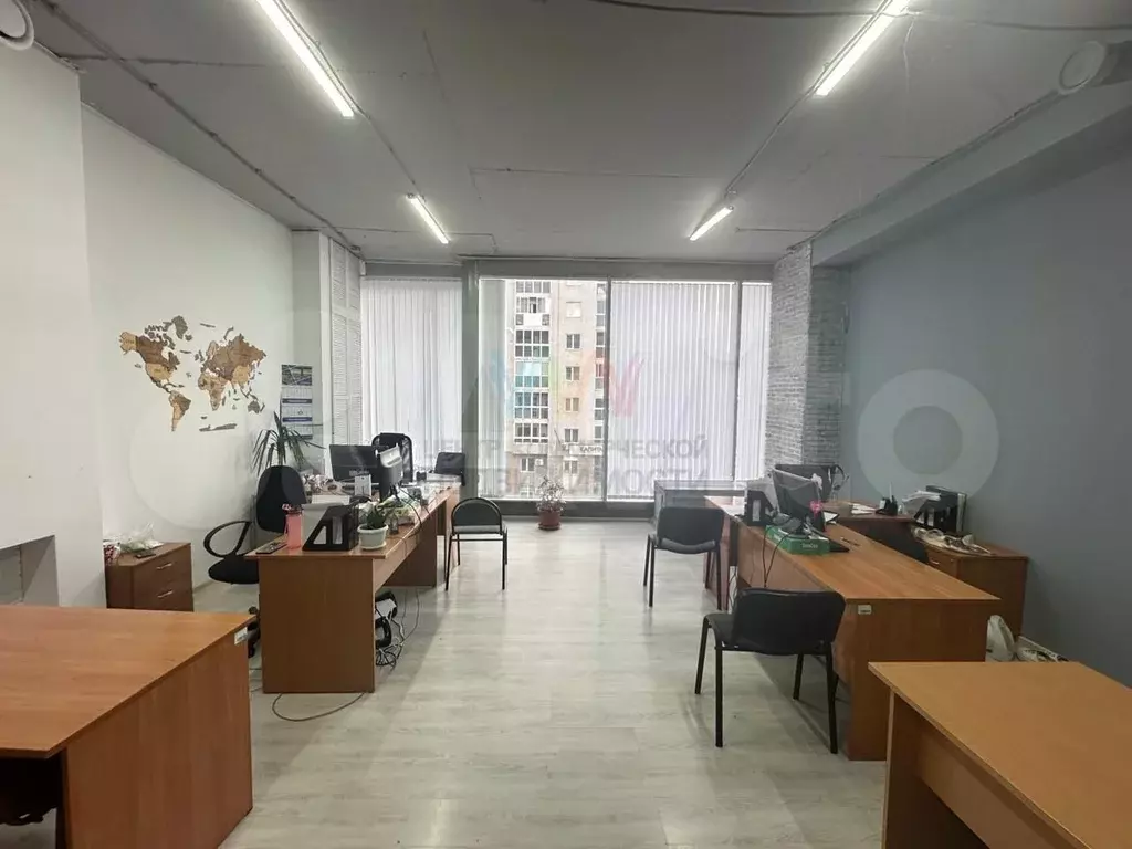 БЦ треугольник 50 м2 офис в аренду - Фото 0