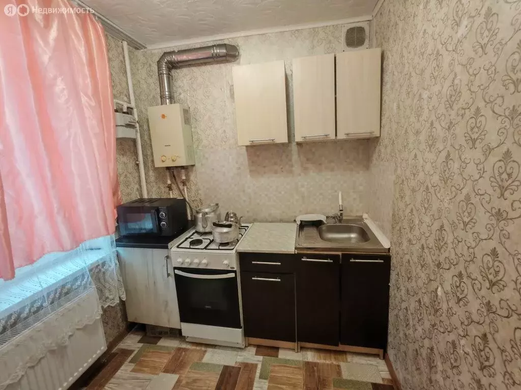 2-комнатная квартира: посёлок городского типа Яблоновский, улица ... - Фото 2