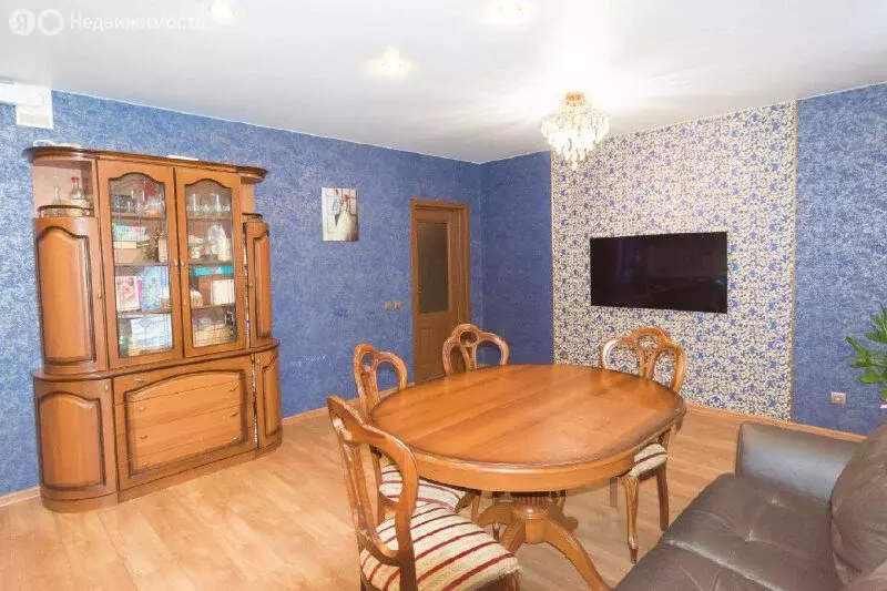 3-комнатная квартира: Новосибирск, Дивногорская улица, 150/4 (72.2 м) - Фото 1