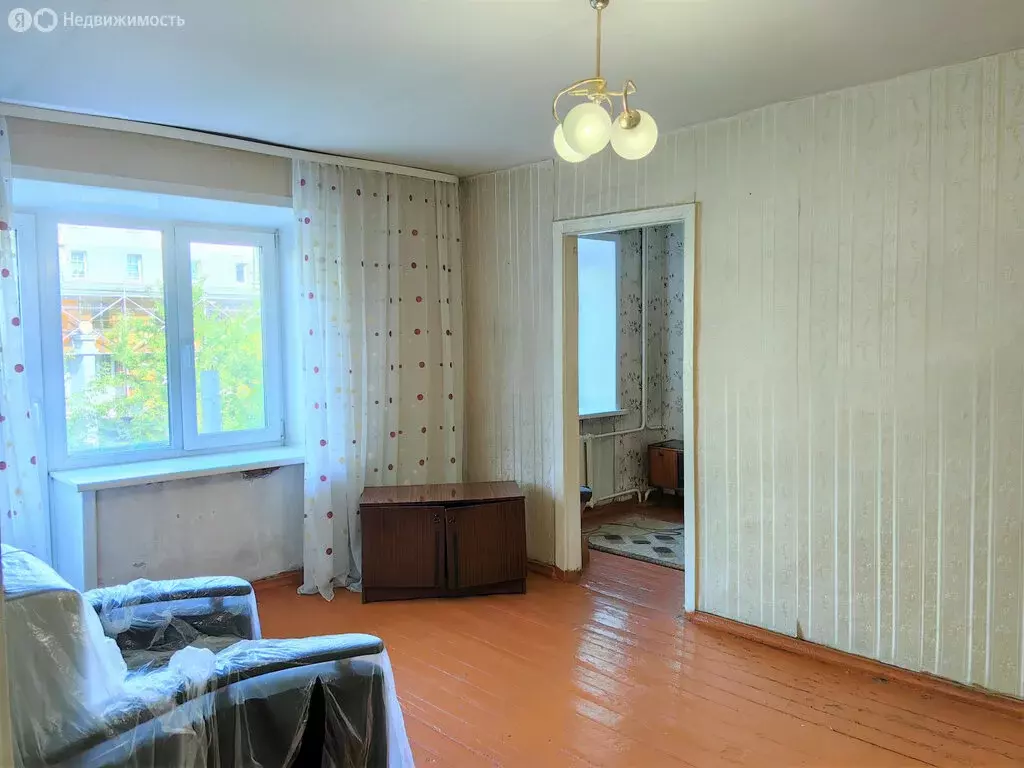 2-комнатная квартира: Иркутск, улица Марата, 6 (42 м) - Фото 0