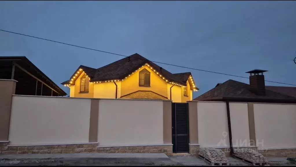 Дом в Ставропольский край, Предгорный муниципальный округ, с. Юца ул. ... - Фото 1