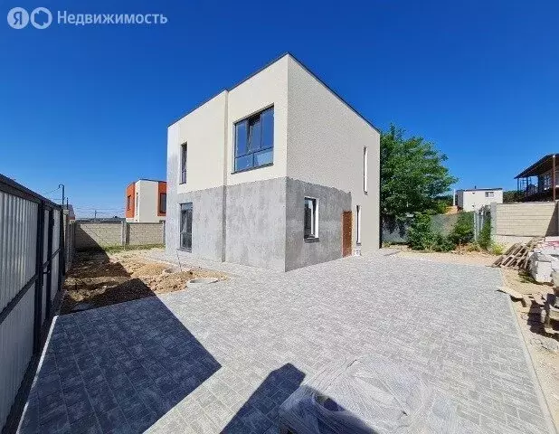 Дом в Севастополь, Монастырское шоссе (150 м) - Фото 0