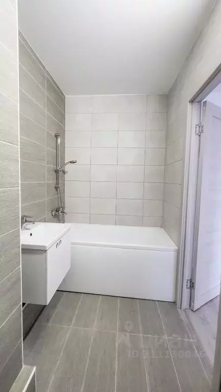 1-к кв. Хабаровский край, Хабаровск Трехгорная ул., 106 (33.0 м) - Фото 1