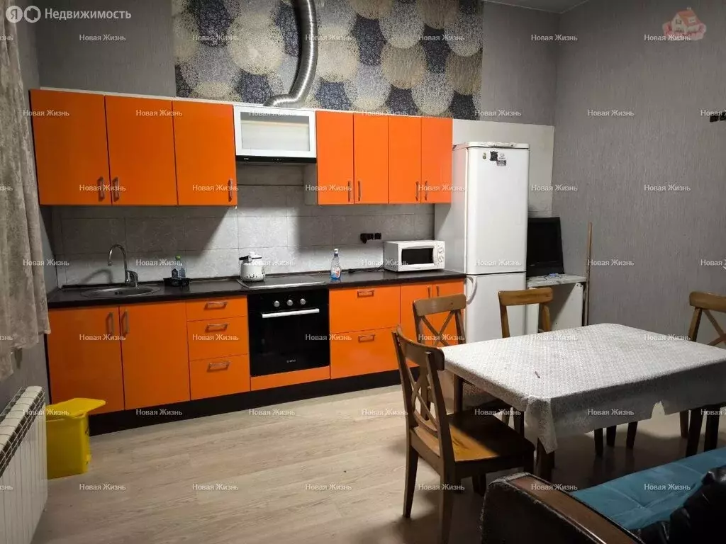 Дом в деревня Картино, Картинская улица (650 м) - Фото 1