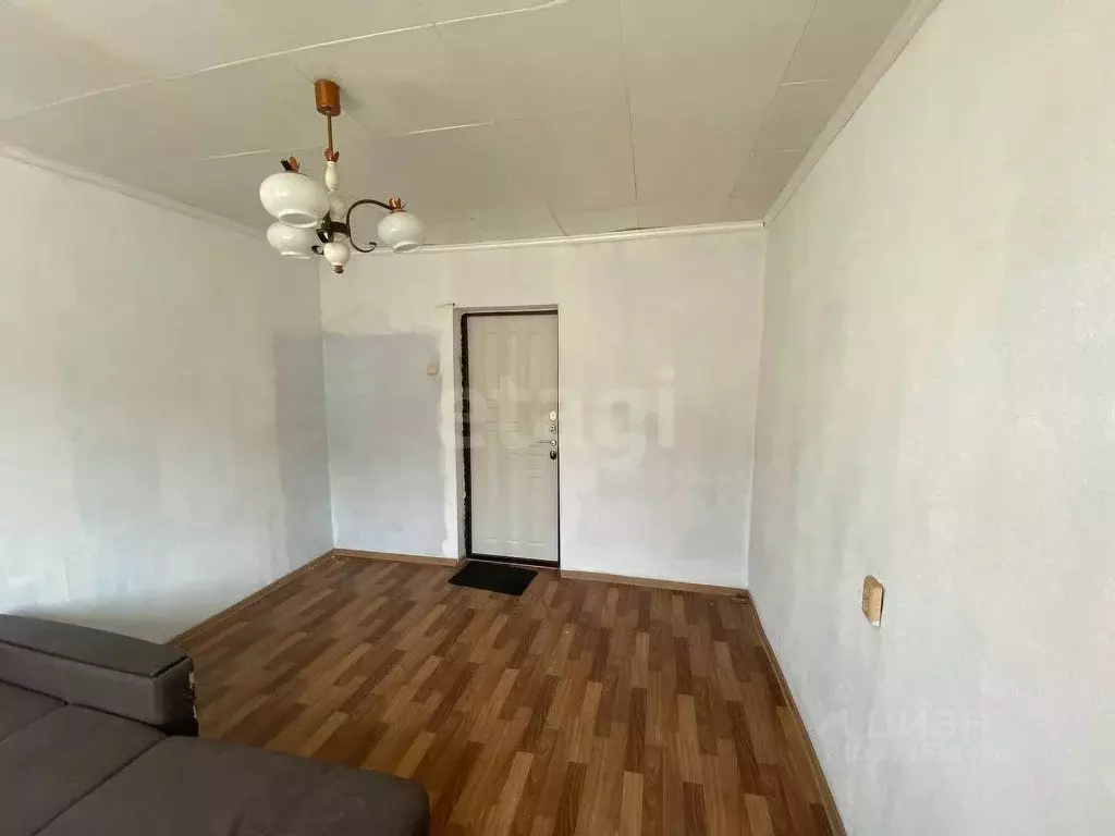 Комната Санкт-Петербург ул. Беринга, 32К2 (12.1 м) - Фото 1