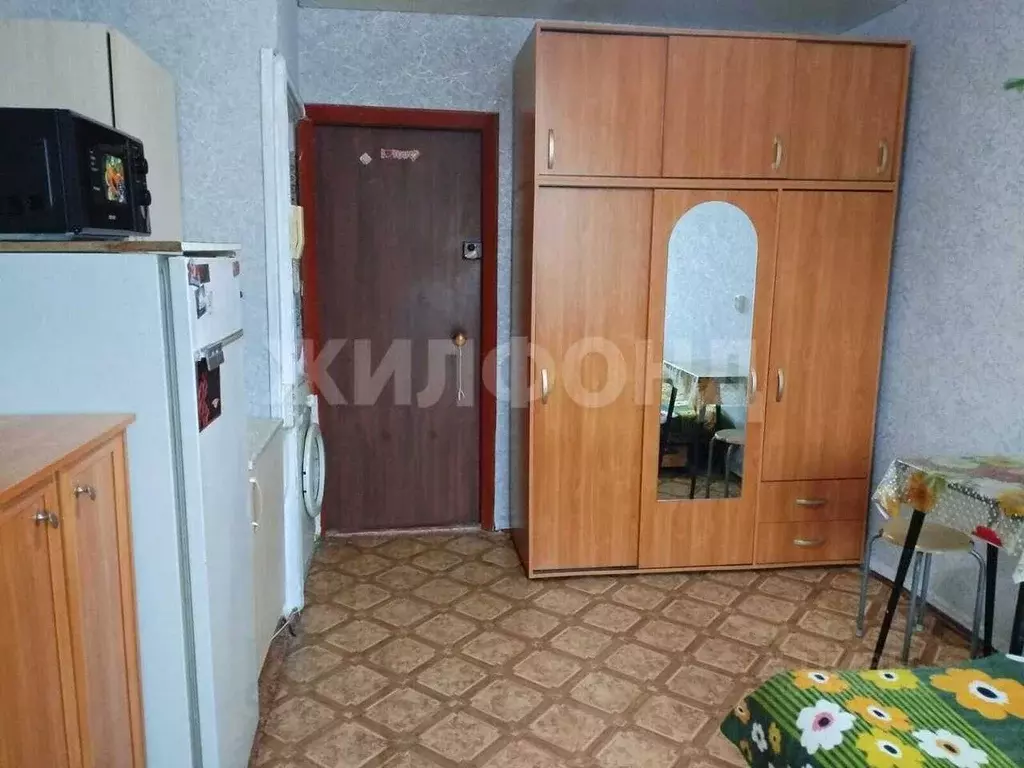 Комната Новосибирская область, Новосибирск ул. Серафимовича, 1/4 (14.0 ... - Фото 1