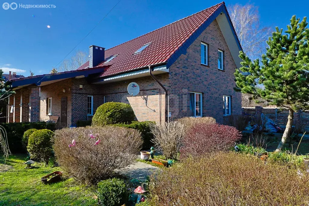 Дом в Калининград, улица Фурманова (180 м) - Фото 1