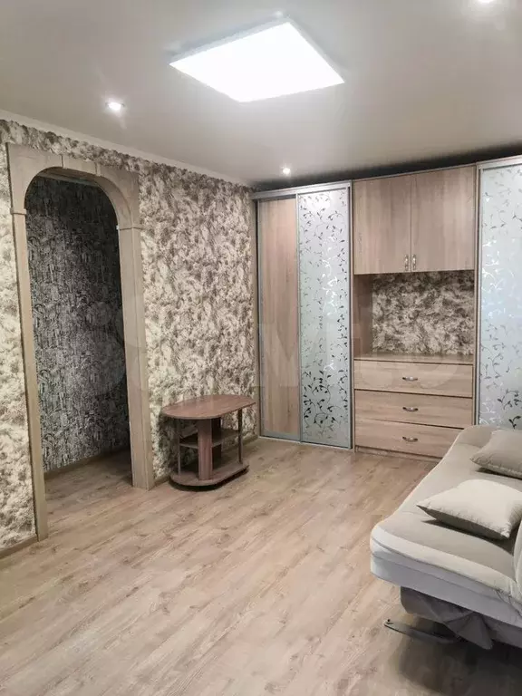2-к. квартира, 42 м, 4/5 эт. - Фото 1