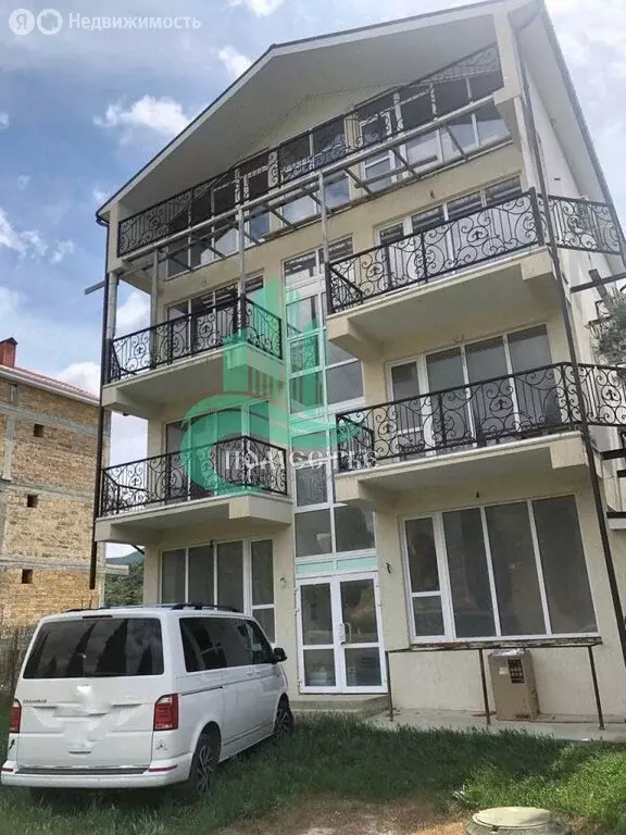 Дом в село Весёлое, Новая улица, 5 (400 м) - Фото 1