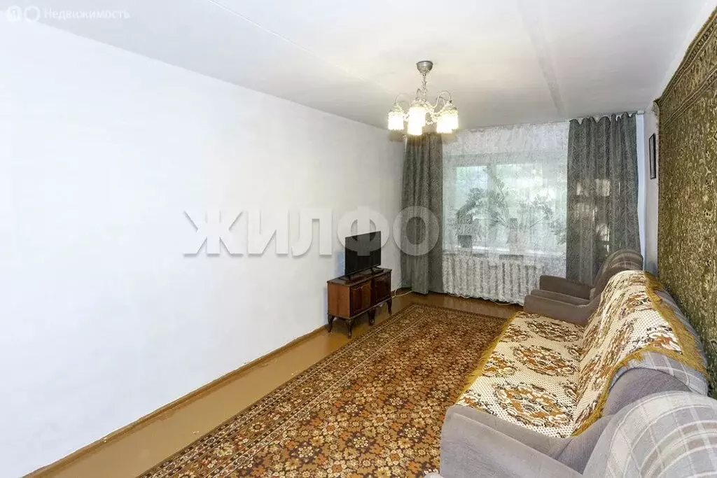 3-комнатная квартира: Барнаул, Деповская улица, 13 (58.7 м) - Фото 1