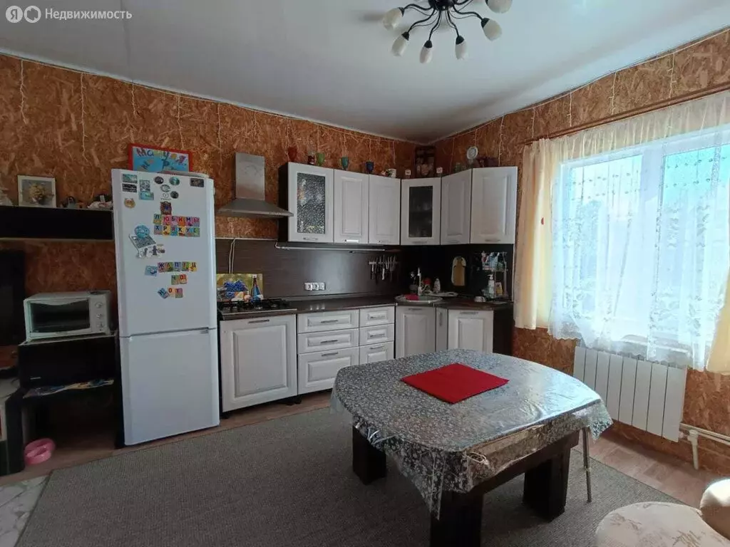 Дом в посёлок городского типа Верхние Серги, улица Ленина, 111 (103.1 ... - Фото 0