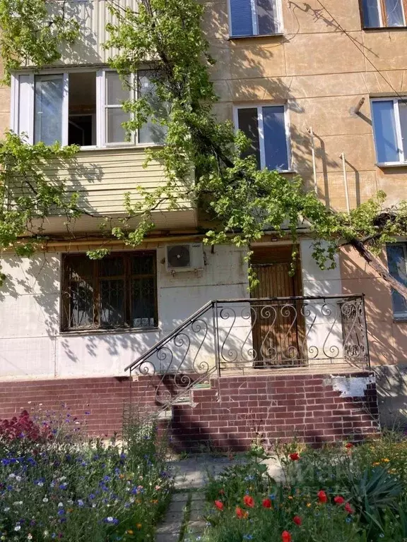 2-к кв. Крым, Керчь ул. Генерала Петрова, 64 (45.5 м) - Фото 0
