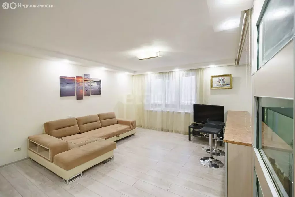 2-комнатная квартира: Ульяновск, улица Кирова, 36 (70.9 м) - Фото 0
