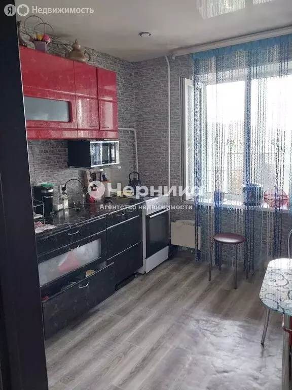 3-комнатная квартира: Новошахтинск, улица Радио, 42 (66.7 м) - Фото 0