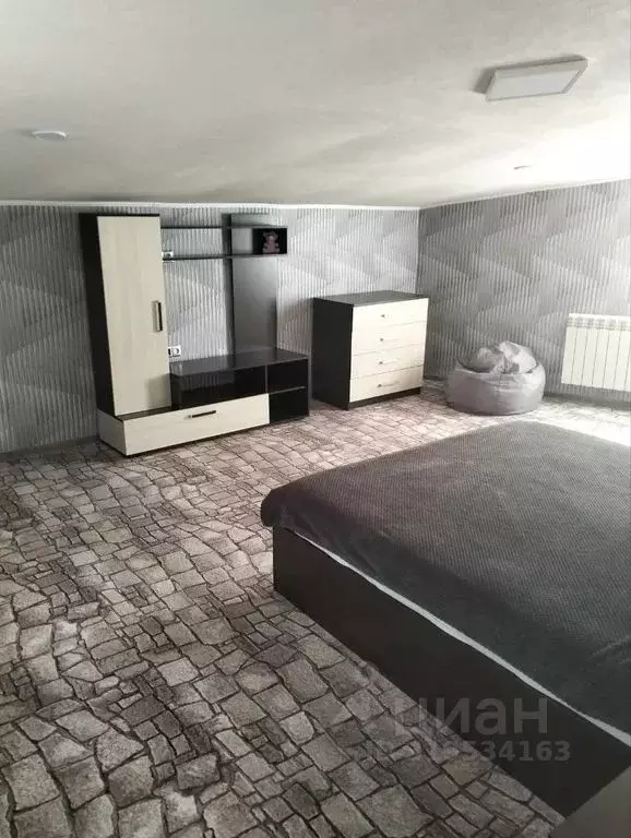 Дом в Крым, Черноморское пгт ул. Цветочная, 24А (200 м) - Фото 2